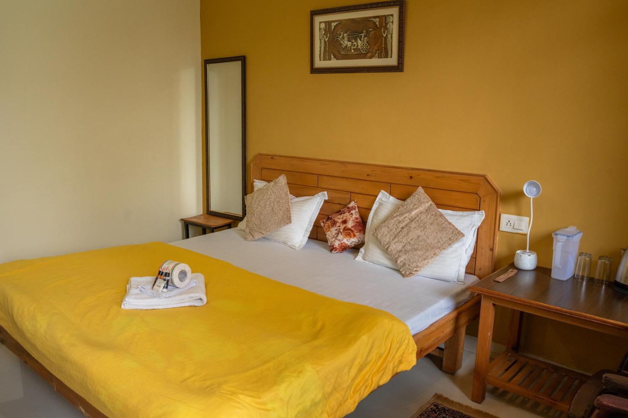 The Unmad - Dharamkot Bed & Breakfast Dharamshala Eksteriør bilde